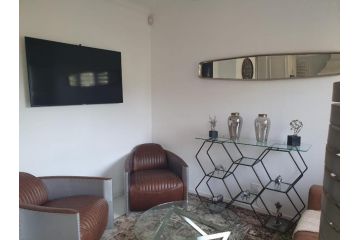 La Perna Apartment, Pretoria - 1