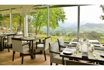 La Petite Ferme Hotel, Franschhoek - 3