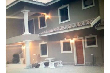 La Posada Umhlanga Guest house, Durban - 1