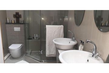 Ladera - Vista Self-catering Guesthouse Guest house, Paarl - 3