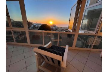 Lady Clarize at neptunes Guest house, Jeffreys Bay - 3
