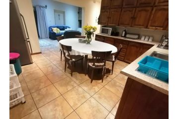 Lagoon Inn 2 Bedroom house Apartment, Langebaan - 1