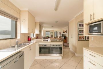 Laguna Grove 10 Apartment, Knysna - 5