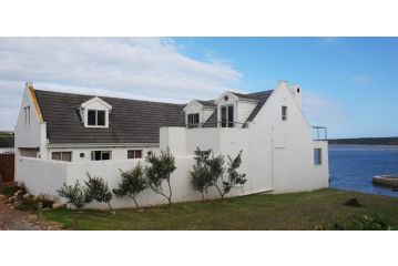 Lalamanzi on Breede Guest house, Witsand - 2