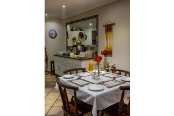 Lalapanzi Guest Lodge Guest house, Port Elizabeth - 4