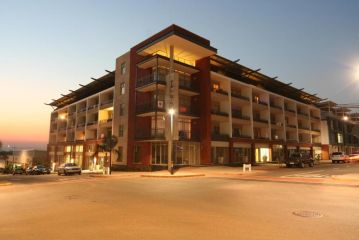 La Loggia Gateway Apartments Apartment, Durban - 2