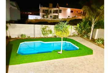 Langebaan Lagoon House - Great views! Guest house, Langebaan - 4