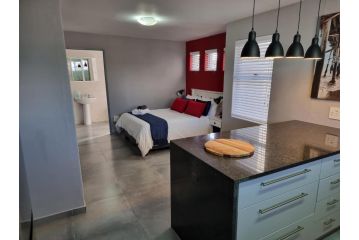 Langebaan Beach Towers Guest house, Langebaan - 4