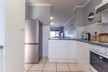 Langebaan Golf Lagoon Haven Apartment, Langebaan - 3