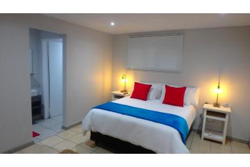 The Lantern Guesthouse Guest house, Bloemfontein - 2