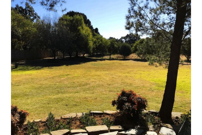 Farm stay at Lavender Cottage on Haldon Estate Apartment, Bloemfontein - imaginea 17