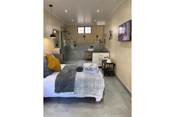 Solo Traveler Guest house, George - 2