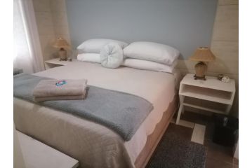 Lavender Lodge Guest house, Jeffreys Bay - 2