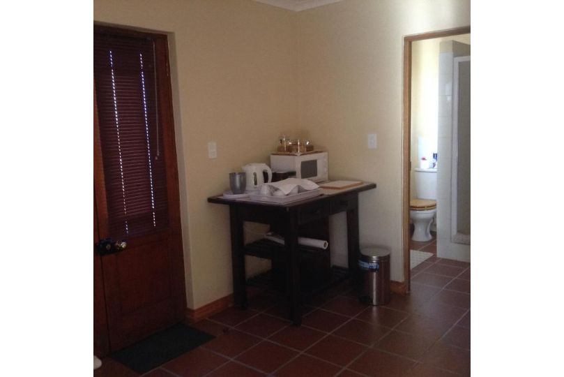 LAVENDERS COTTAGE Apartment, Prince Albert - imaginea 11