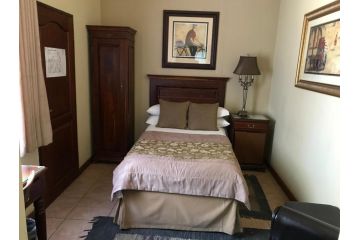 Le Cozmo Guesthouse Guest house, Johannesburg - 4