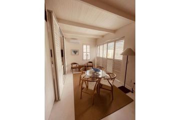 Le Grenier Luxury Loft Apartment, Franschhoek - 2