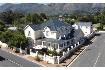 Le Petit Paris Guest house, Franschhoek - 2