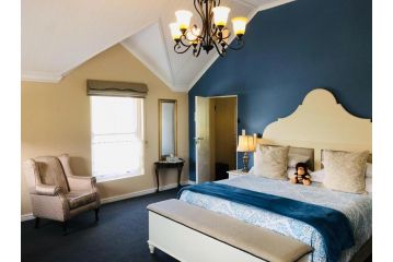 Le Petit Paris Guest house, Franschhoek - 5