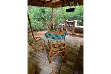 Lebombo Wattle Forest Chalet, Hluhluwe - 5