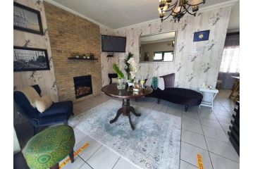 Ledumo Guest lodge Bed and breakfast, Witbank - 4