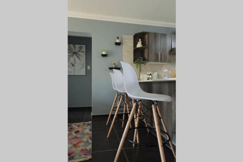 Ledumo Luxury Apartment, Witbank - imaginea 5