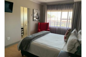 Leighton Court Guest house, Newcastle - 5