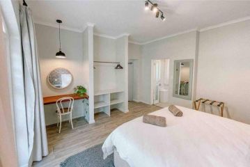 Leisure Isle Studio Apartment, Knysna - 1