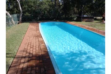 Leopard Cove Chalets Apartment, Bela-Bela - 4