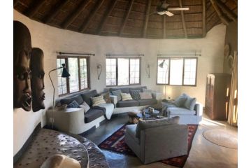 Villa Leopards Lookout Guest house, Marloth Park - 4