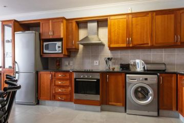 Les Dauphine 6 Apartment, Ballito - 3