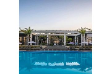 Lethabo Luxury Suite Apartment, Midrand - 4
