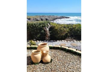 Lewens-Essens on C Guest house, Yzerfontein - 5