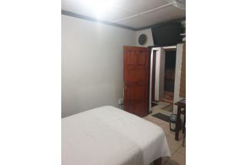 liam travel inn Guest house, Nelspruit - 5