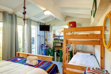 Liams Cottage - Family 4 Sleeper En-Suite Room Guest house, Strand - 3