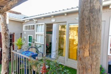 Liams Cottage - Family 4 Sleeper En-Suite Room Guest house, Strand - 1