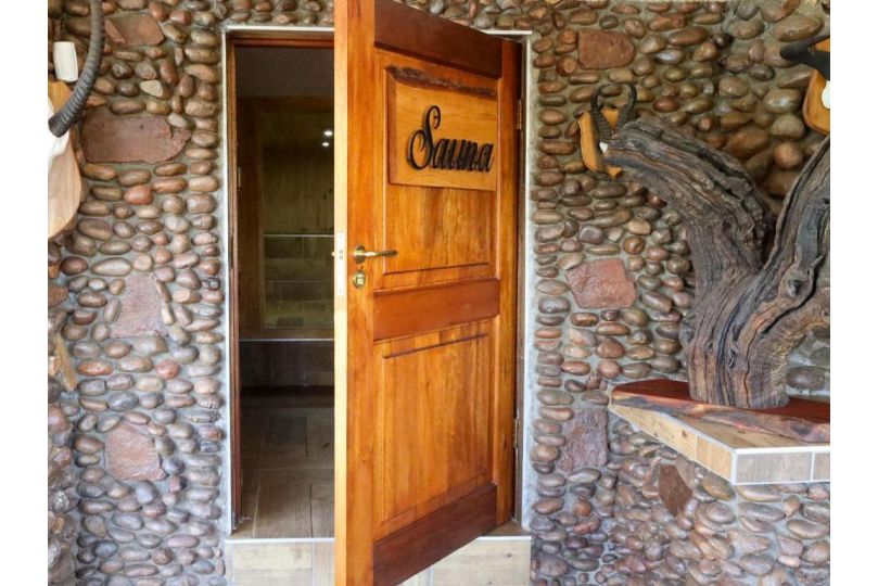 Lichenry Bush Lodge Hotel, Waterval - imaginea 8