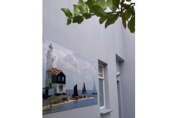 Lighthouse Cottage stone's throw from the beach Apartment, Langebaan - 1