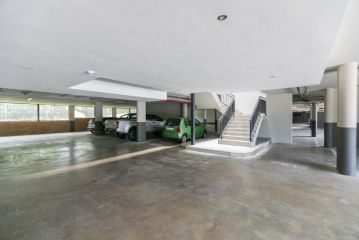 Lilly's Platinum - 2 Bedrooms Apartment, Johannesburg - 2