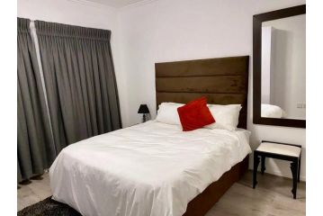Lilly's Platinum - 1 Bedroom Apartment, Johannesburg - 2