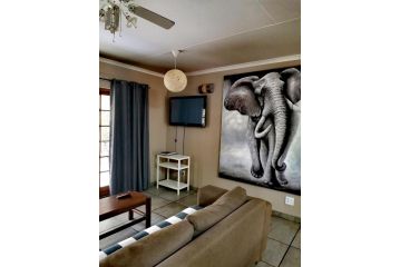 Lion King Guest house, Marloth Park - 4
