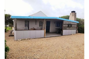 Little Camelot Chalet, Langebaan - 4