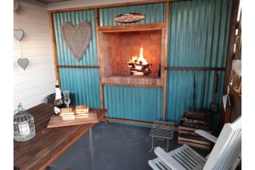 Little Camelot Chalet, Langebaan - 2