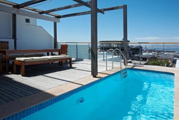 De Waterkant Great views with pool no loadshedding Guest house, Cape Town - 2