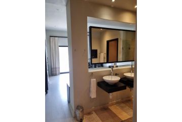 Lodge on Lake Guest house, Wilderness - 4