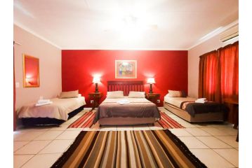 Loerie Guesthouse Guest house, Hoedspruit - 4