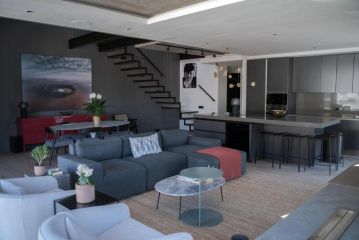 LOFT 606 Penthouse at The Signature Apartment, Cape Town - 4