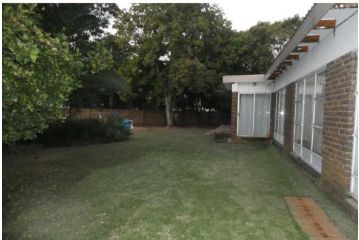 Lofty urban Guest house, Pretoria - 2