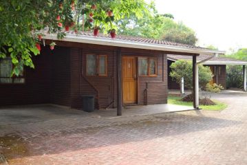 Log Cabin & Settlers Village Accomodation, Graskop - 3