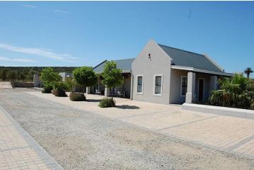 Longacre Olive & Vineyard Estate Guest house, Langebaan - 3