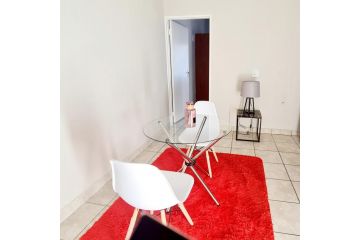 Lorna Live One Bedroom Unit 3 Apartment, Johannesburg - 5